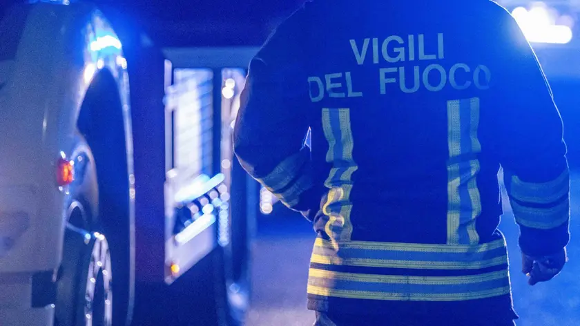 Sul posto sono intervenuti i vigili del fuoco (foto d'archivio)