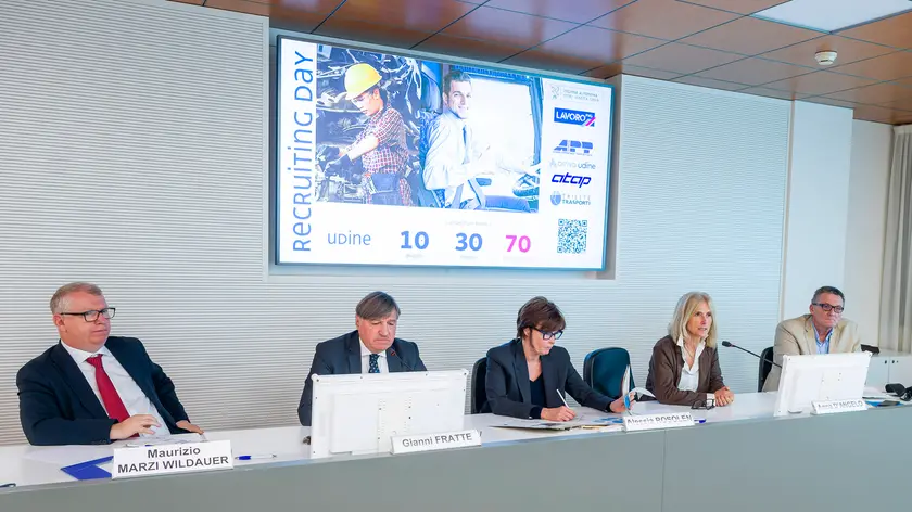La presentazione, da sinistra: Gianni Fratte, Alessia Rosolen e Anna D’angelo