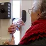 L'uomo si è presentato a casa della coppia di anziani vestito da tecnico dell'acqua