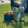 Gli amici di Anna Chiti portano fiori al Marina di Sant'Elena