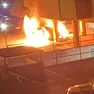 Le immagini dell'auto in fiamme in via Caltanissetta