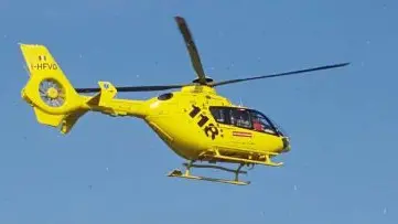 L'anziano è stato trasportato in elicottero all'ospedale di Udine