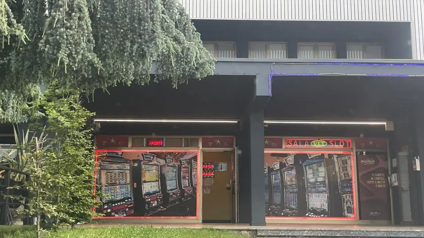 La sala slot Macao Club 2 di via Trieste, Manzano