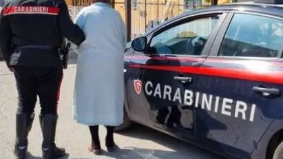 La donna derubata in centro a Cividale ha sporto denuncia ai carabinieri (foto d'archivio)