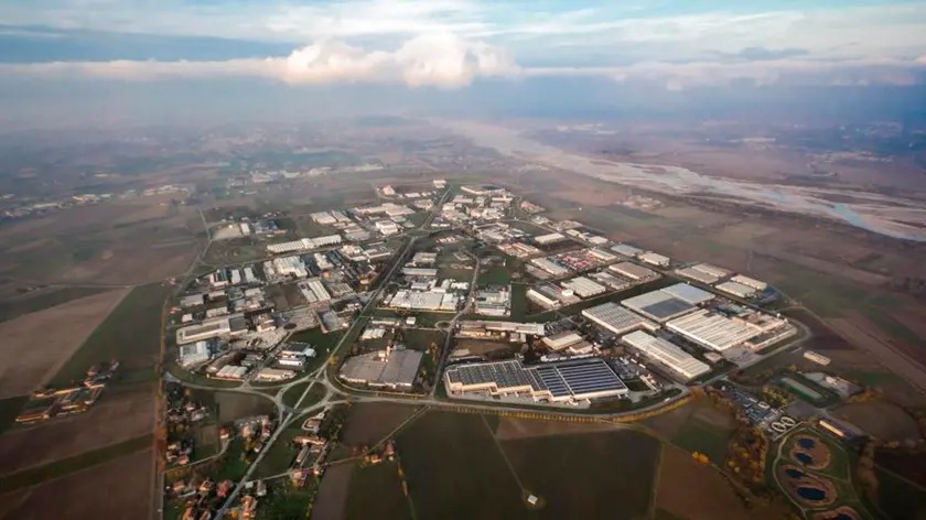 La zona industriale Ponte rosso di San Vito: dopo la fusione tra Zipr e Csi di Spilimbergo, il consorzio si chiama Ponte rosso-Tagliamento