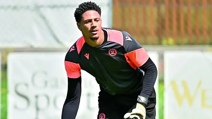 Il portiere dell'Udinese Maduka Okoye