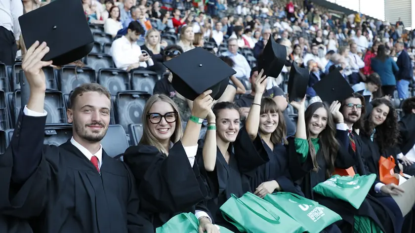 Il Rapporto Almalaurea ha analizzato il profilo formativo di oltre 305 mila laureati di 80 atenei