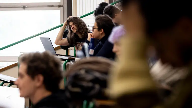 Studenti universitari a lezione in una foto di archivio