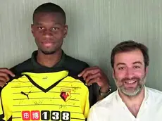Il manager franco-persiano Mogi Bayat assieme a Christian Kabasele ai tempi del Watford