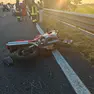 La moto su cui viaggiava l'uomo finito in ospedale