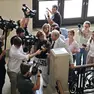 Claudio Sterpin circondato dai giornalisti. Foto Lasorte