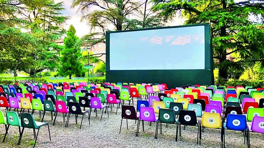 Ritorna Cinema all’aperto al Giardino Lois Fortuna di Udine