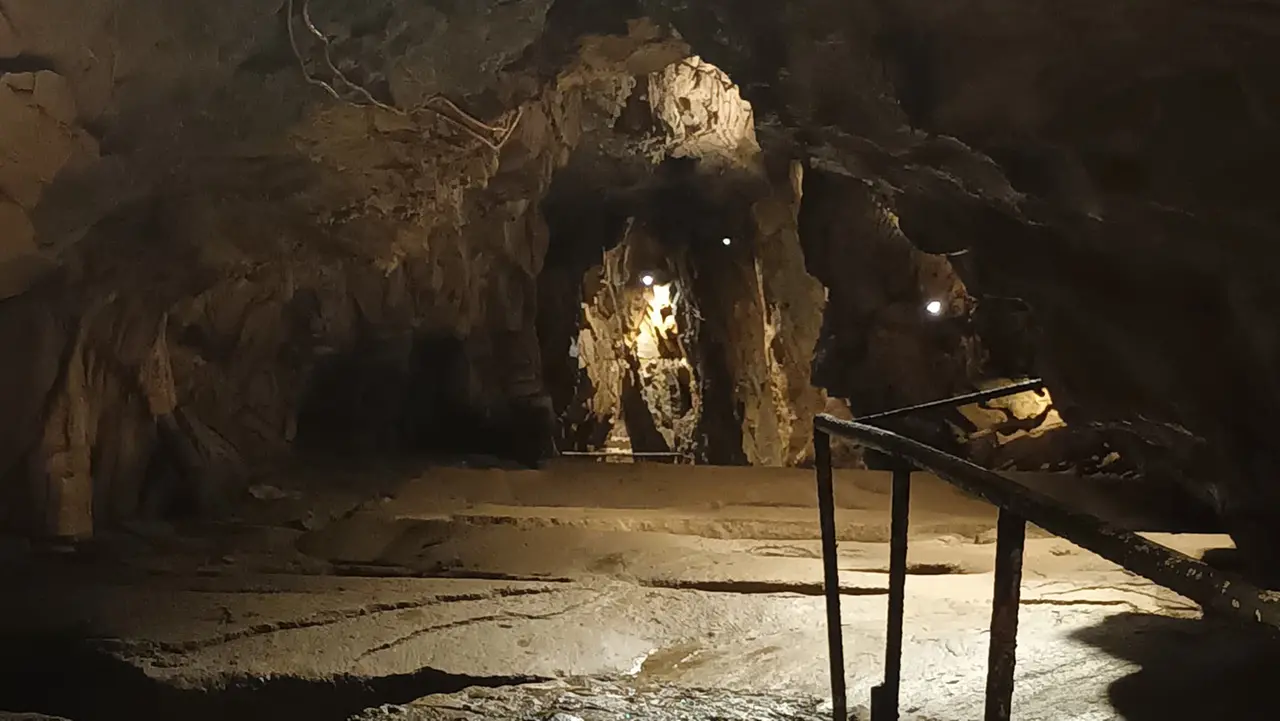 Nuovo impianto di illuminazione a led per le grotte