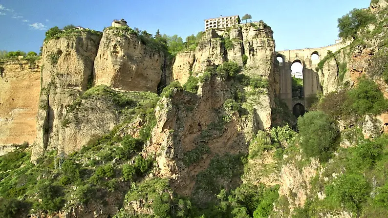 Spettacolare scorcio della cittadina andalusa di Ronda foto archivio agf