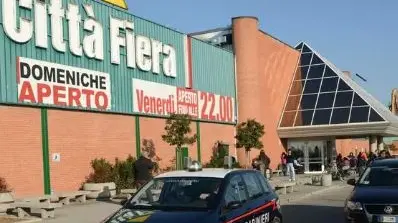Sul posto sono intervenuti i carabinieri