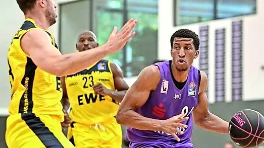 Aubrey Dawkins con la divisa del Gottinga nella stagione ’20-’21