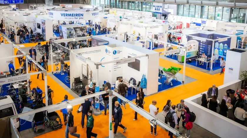 Contro il caldo: un padiglione della Fiera di Pordenone garantirà refrigerio e ospitalità agli anziani