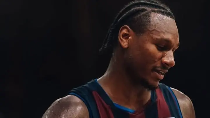 Spencer con 2,08 è il più alto giocatore nel roster Apu