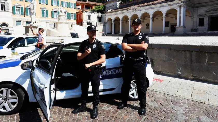 Una pattuglia della vigilanza privata