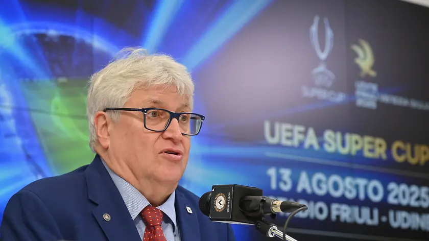 Il sindaco di Udine, Alberto Felice De Toni alla presentazione della Supercoppa al Bluenergy Stadium ©Foto Petrussi