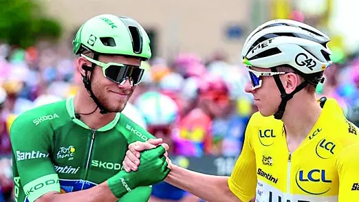 Jonathan Milan (Lidl Trek) con Tadej Pogacar (Uae) foto petrussi/bettini
