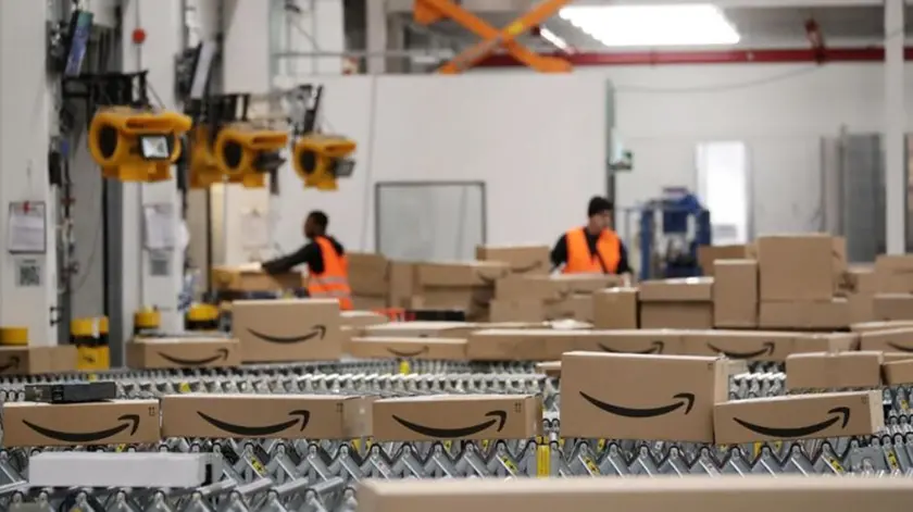 La variazione degli orari di lavoro di Amazon ha fatto scattare la protesta a Fiume Veneto
