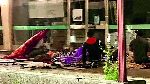 Bivacchi nella zona di viale Lacchin a Sacile: un’ordinanza comunale li vieta