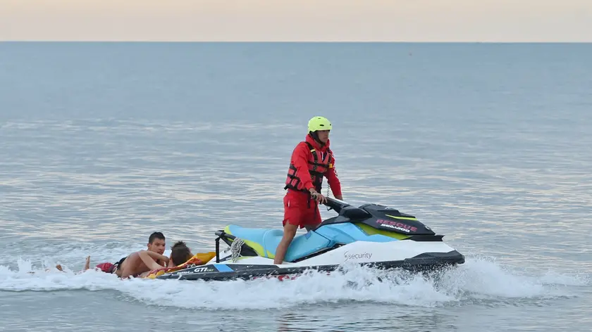 Un recupero con la moto d'acqua
