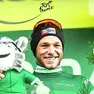 Jonathan Milan felice all’arrivo con la maglia verde