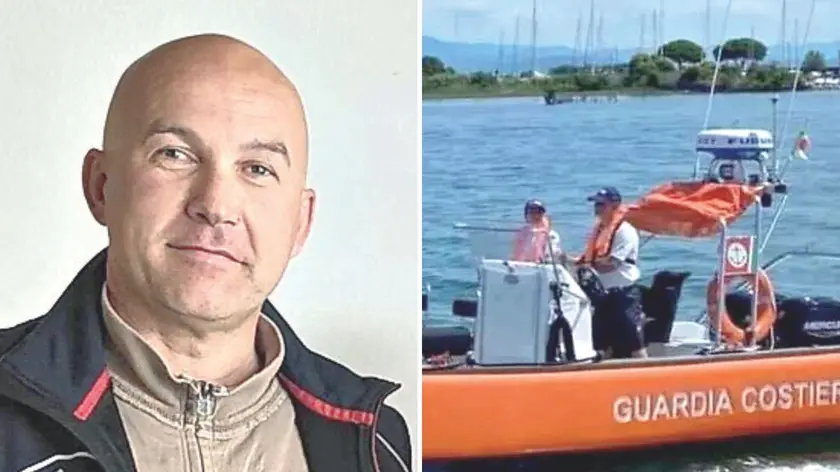 Francesco Sguazzin e, a destra, la barca della guardia costiera