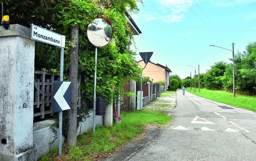 Uno dei tratti di strada per i quali sono stati sollecitati interventi