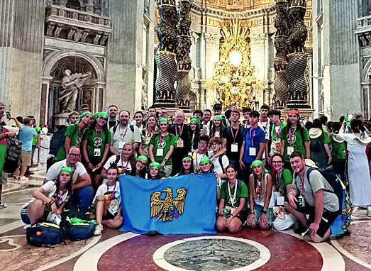 Il gruppo di Tricesimo all’interno della basilica di San Pietro