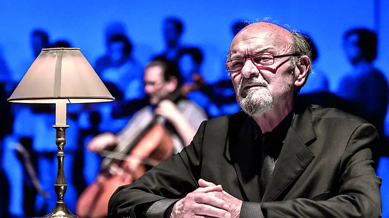 Omero Antonutti immortalato da Simone De Luca in una scena de "Genius Loci"