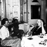Saba con la moglie Lina, la figlia Linuccia e Nora Baldi