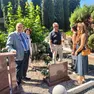 L'assessore De Bortoli con i funzionari comunali e di Gea durante il sopralluogo
