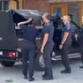 I carabinieri del Ris dopo il sopralluogo effettuato nella casa della famiglia Venier (foto Petrussi)