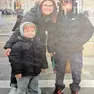 Il piccolo Carlo con la sua mamma