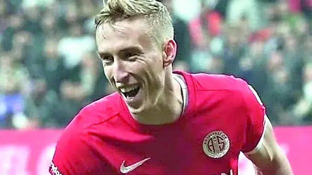 Adam Buksa, il centravanti 29enne del Midtjylland è a un passo dall'Udinese