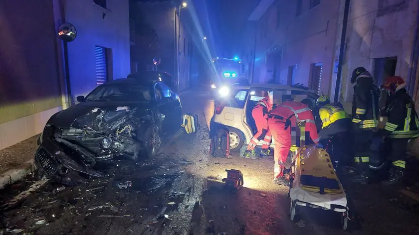 I soccorsi sul luogo dell'incidente a Bressa di Campoformido