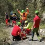Il recupero del ciclista ferito ad Aviano