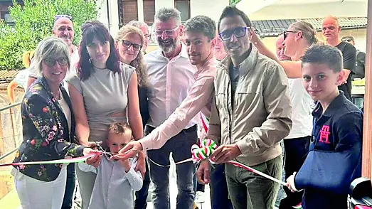 Il taglio del nastro al ristoro “Tal Stali” a Paularo