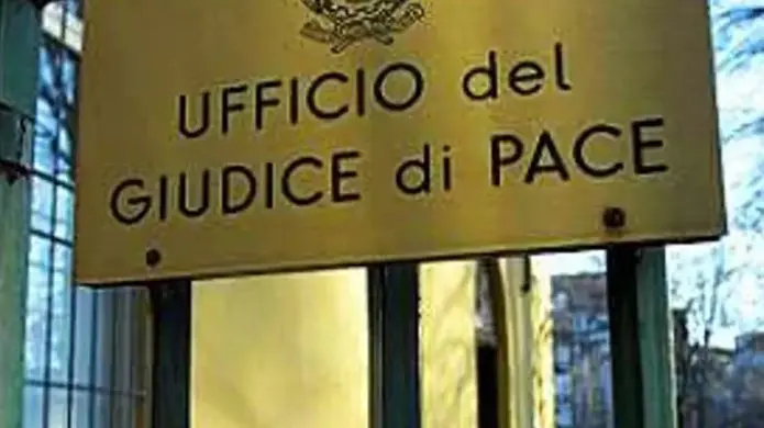 Il giudice di pace ha condannato per il reato di diffamazione una 51enne di Parma