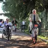 Da sinistra, l'assessore Marchiol e il sindaco De Toni sulla nuova ciclabile (foto Petrussi)
