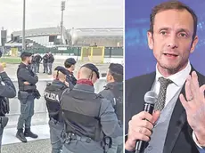 Forze dell’ordine allo stadio Friuli per Italia-Israele del 2024, a destra il governatore Massimiliano Fedriga