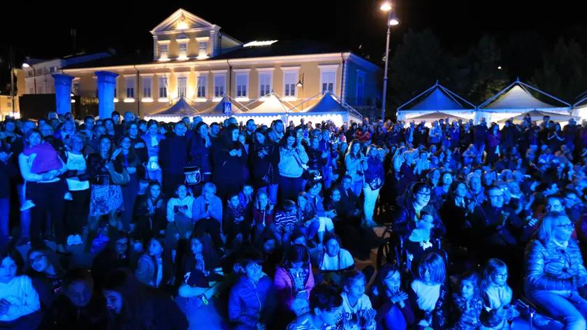 Una notte affollata alla manifestazione “Gusti di frontiera” Archivio Bumbaca