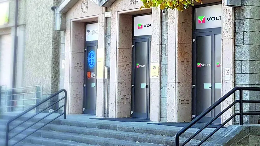 L’ingresso dell’istituto Volta di Udine, frequentato da centinaia di studenti di tutta la regione