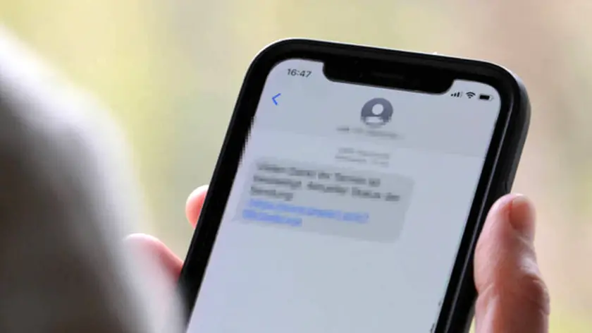 L'uomo ha ricevuto un falso sms