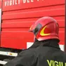 Sul luogo dell'incidente sono intervenute diverse squadre dei vigili del fuoco
