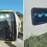 A sinistra l'autobus ribaltato, a destra il vetro rotto dall'assistente