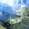 L’intervento dei vigili del fuoco davanti all’autofficina di Buja